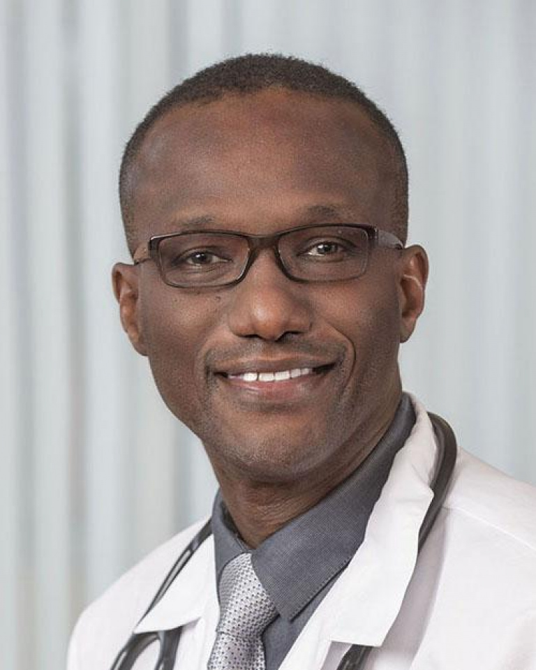 Dr. Mario Lysse, MD