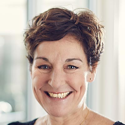 Dr. Leslie Davis, MD