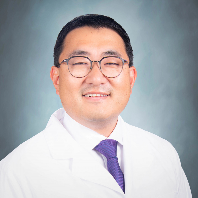 Dr. Kenji Leonard, MD