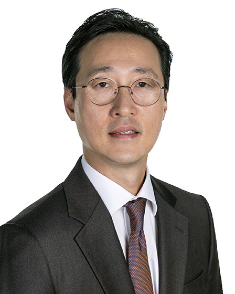 Dr. James Lee, MD