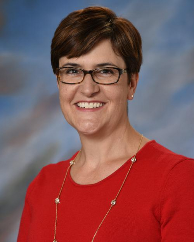 Dr. Tara Knipper, MD