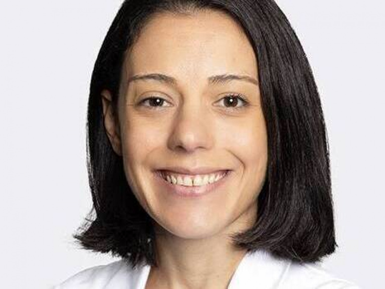 Dr. Julia Arena, MD