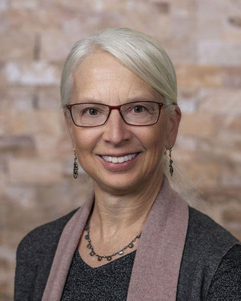 Dr. Heidi Moskovitz, MD