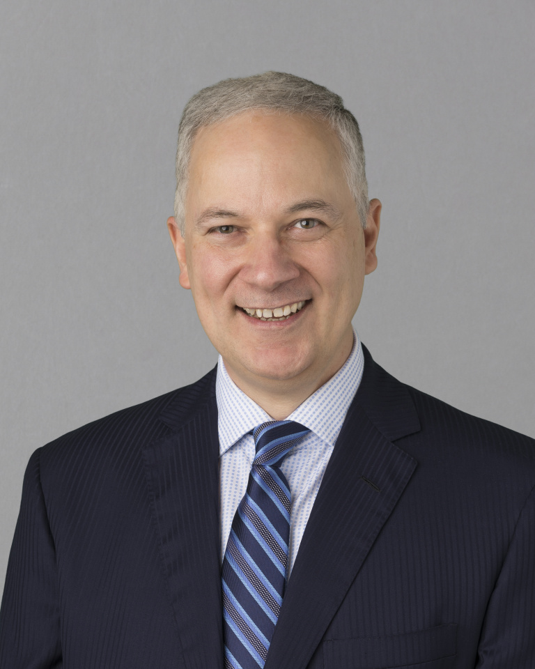 Dr. Alejandro Aguirre, DDS