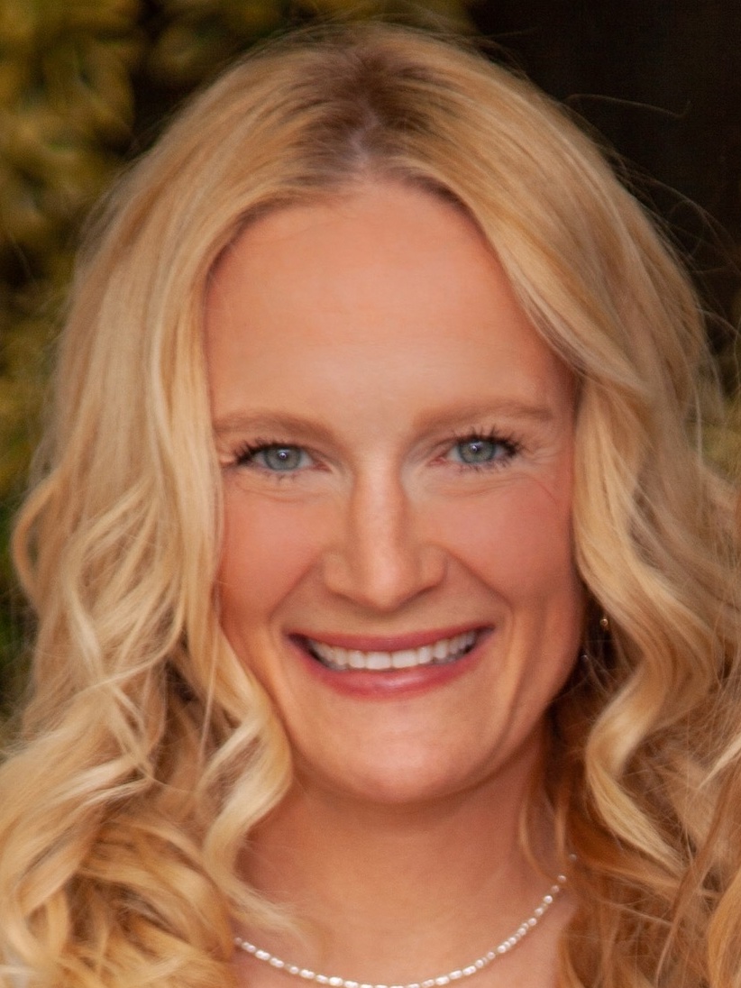 Dr. Krista Mattson, DDS