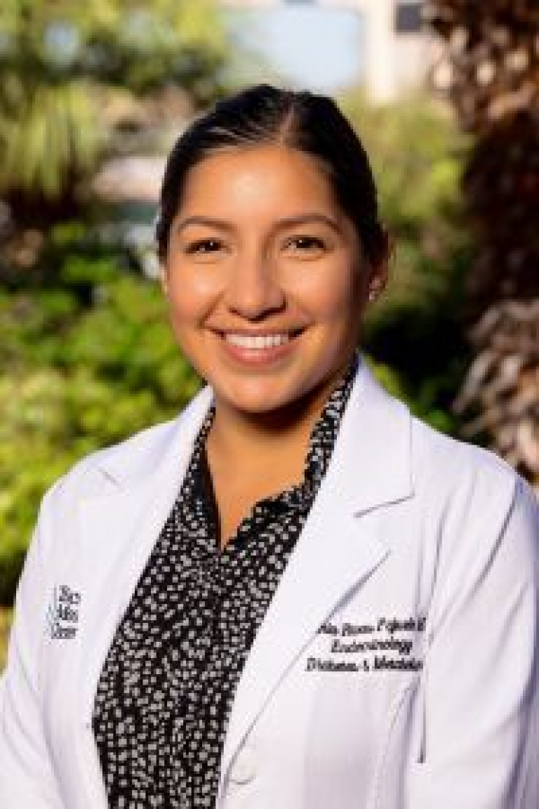Dr. Cynthia Rivas, MD