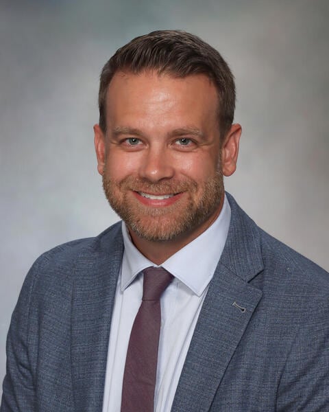 Dr. Benjamin Veenstra, MD