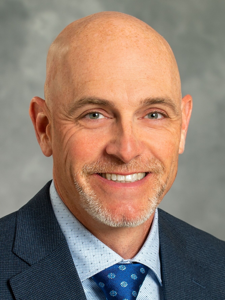 Dr. Kristopher Krueger, MD