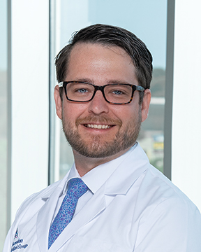 Dr. Travis Gratton, MD
