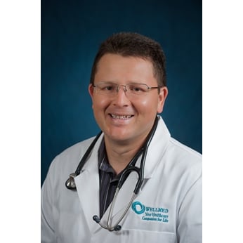 Dr. Carlos Navarro, MD