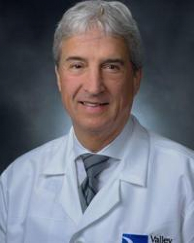 Dr. Robert Saporito Jr, MD