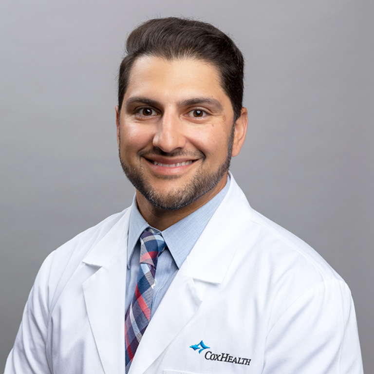 Dr. Ravinder Mankoo, MD
