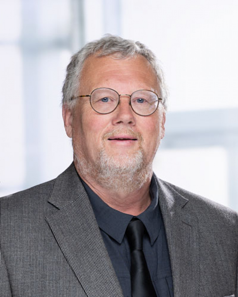 Dr. David Holz, MD