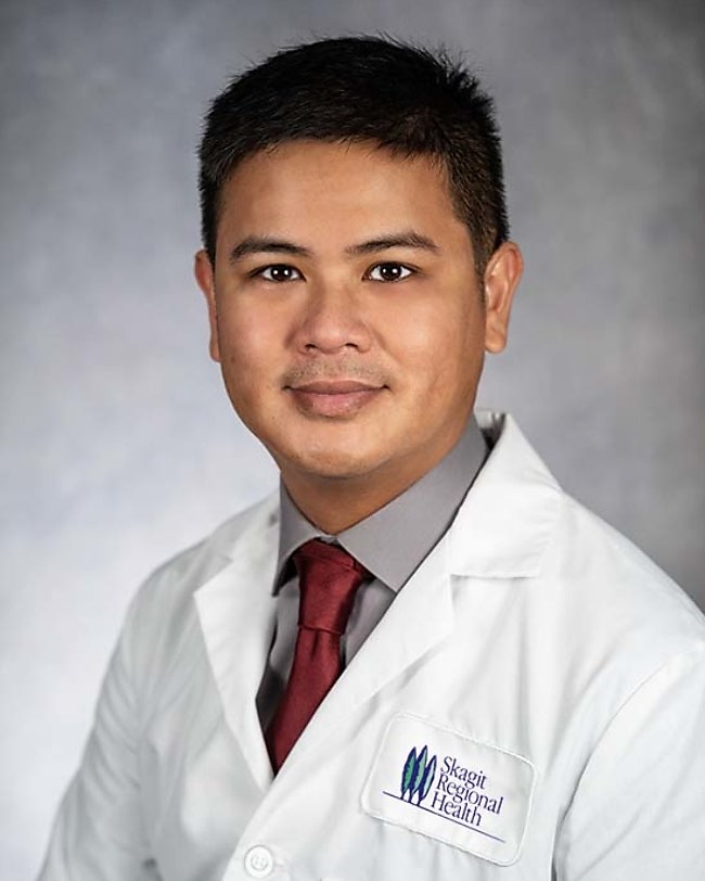 Dr. Christopher Prompuntagorn, MD