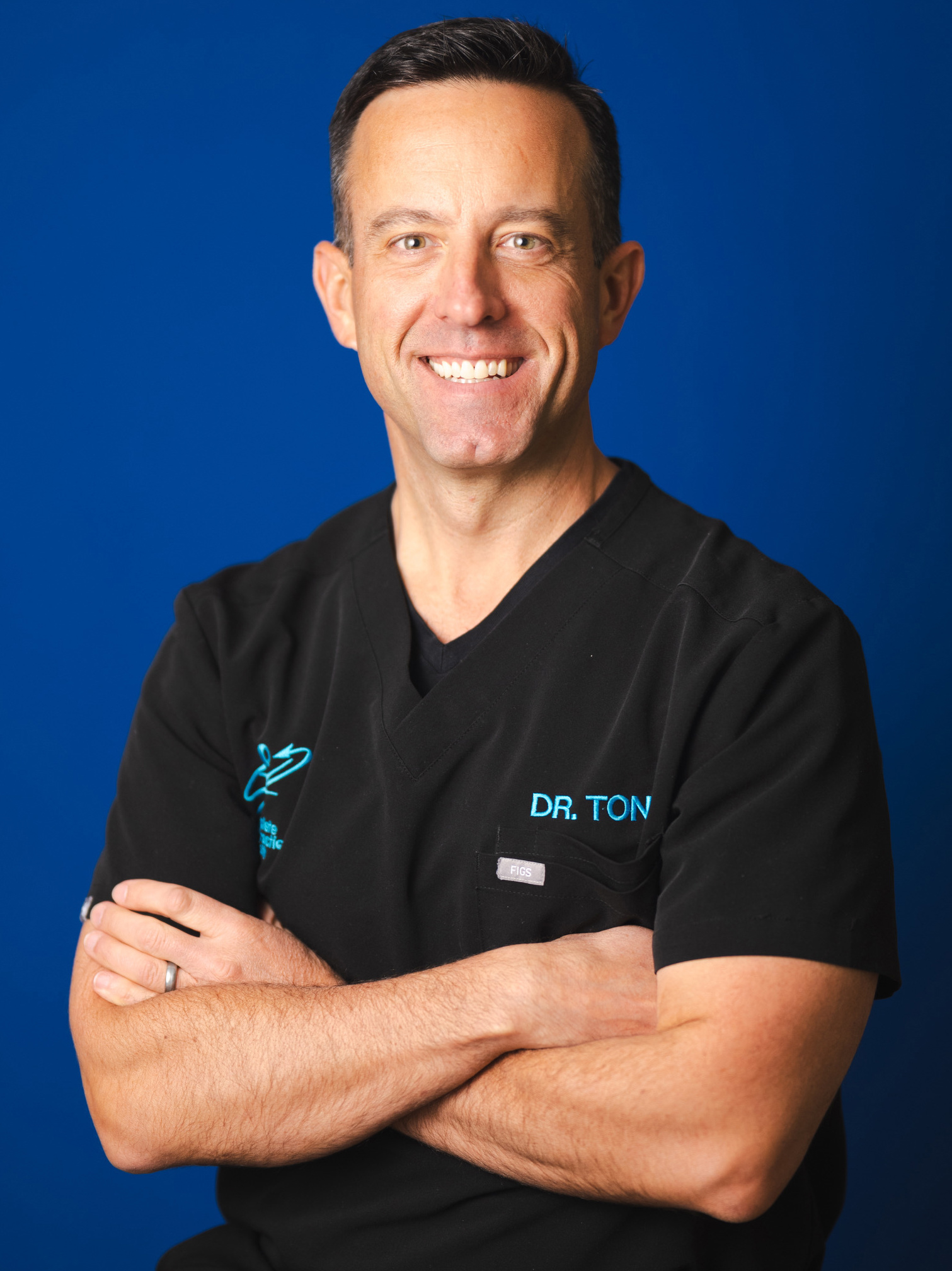 Dr. Anthony Manes, DC