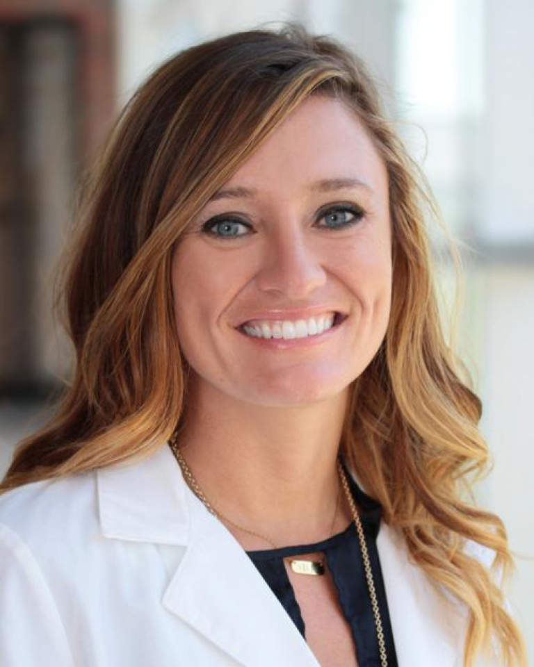Gretchen Matuszewski, CNP
