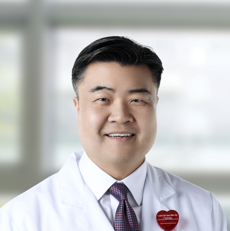 Dr. Lawrence Lee, MD