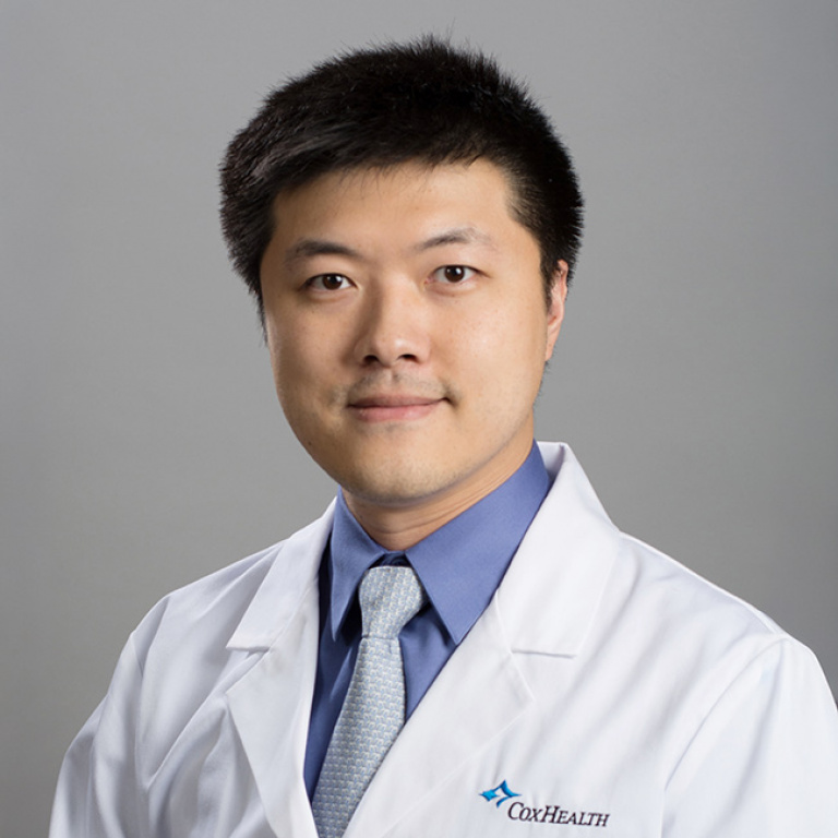 Dr. Dusit Adstamongkonkul, MD