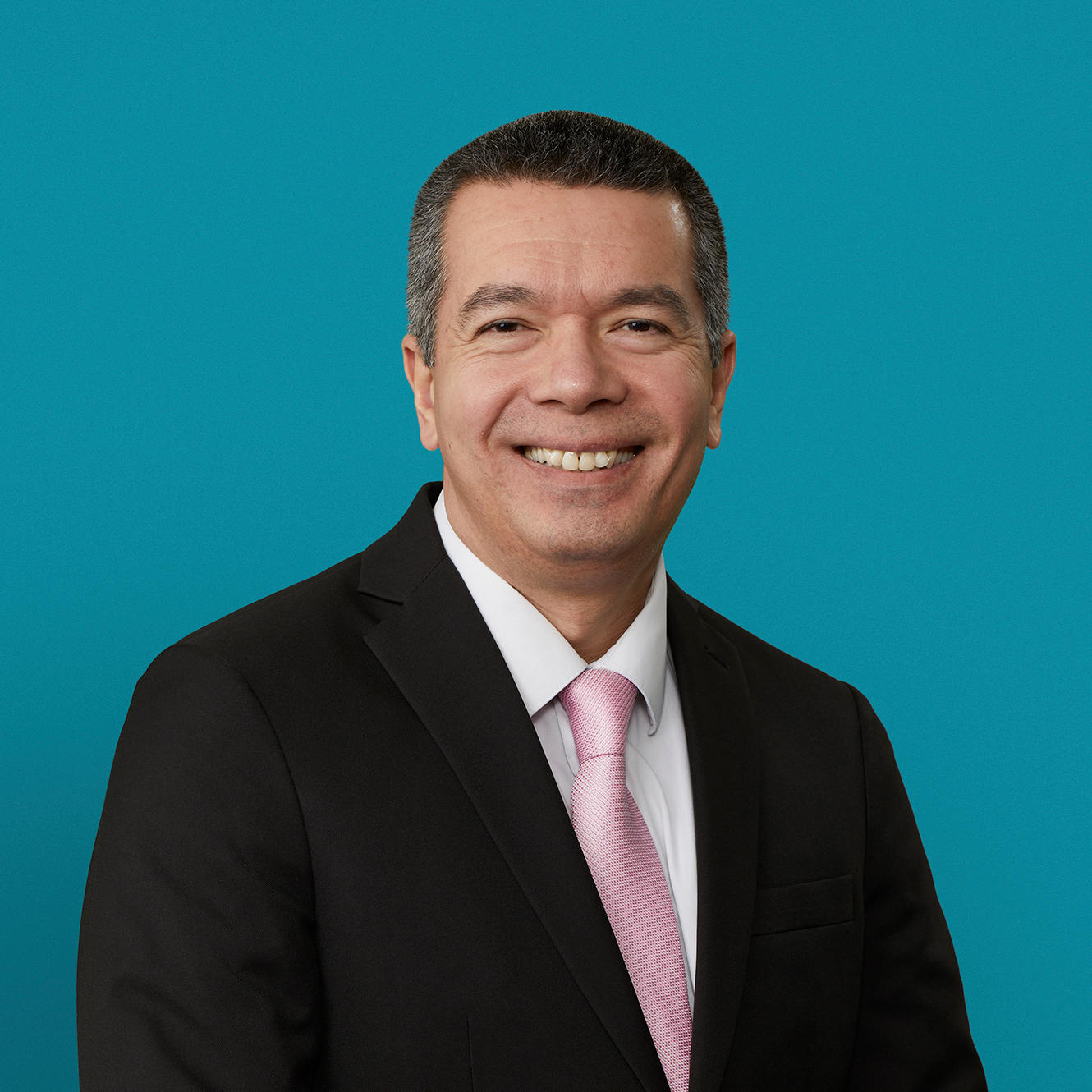 Dr. Luis Perez, DO