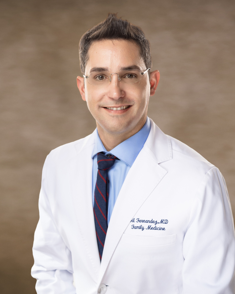 Dr. Gil Fernandez, MD