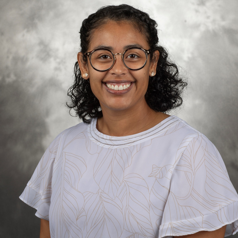 Lucia Peralta, FNP