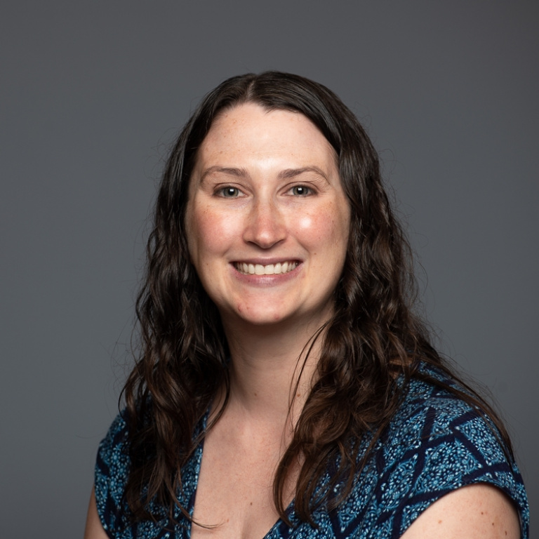 Dr. Amanda Munoz, MD