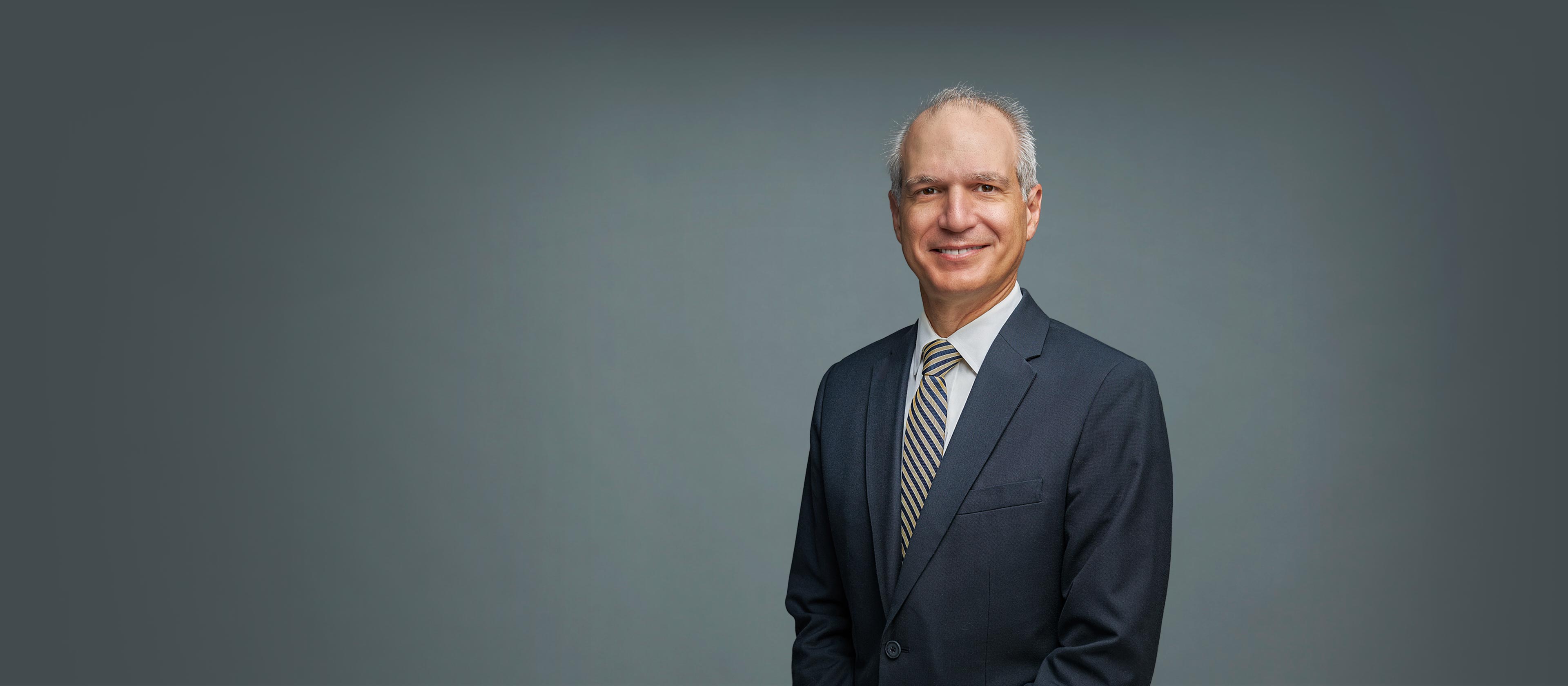 Dr. George Alexiades, MD
