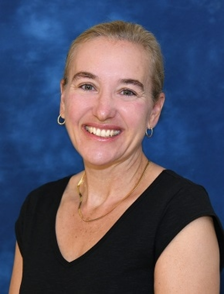 Dr. Yvonne Bremer, MD