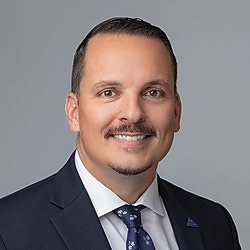 Dr. Simon Goertz, MD