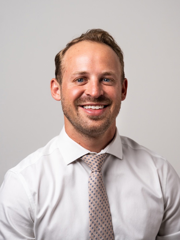 Dr. Christopher Cucullu, DC