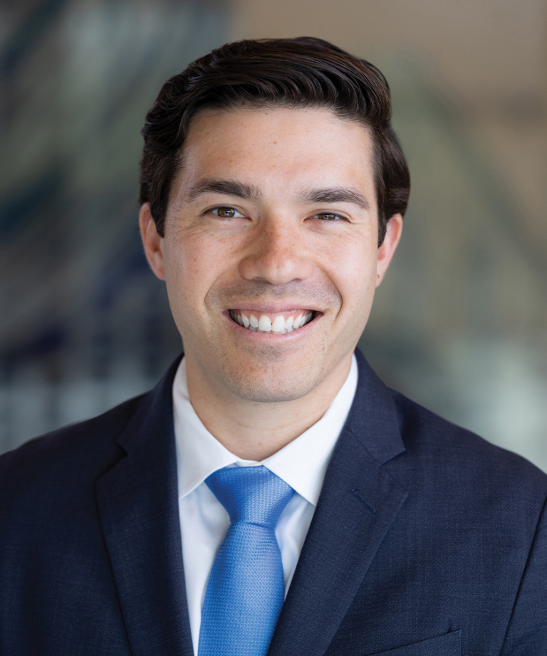 Dr. Alexander Delvlahos, MD