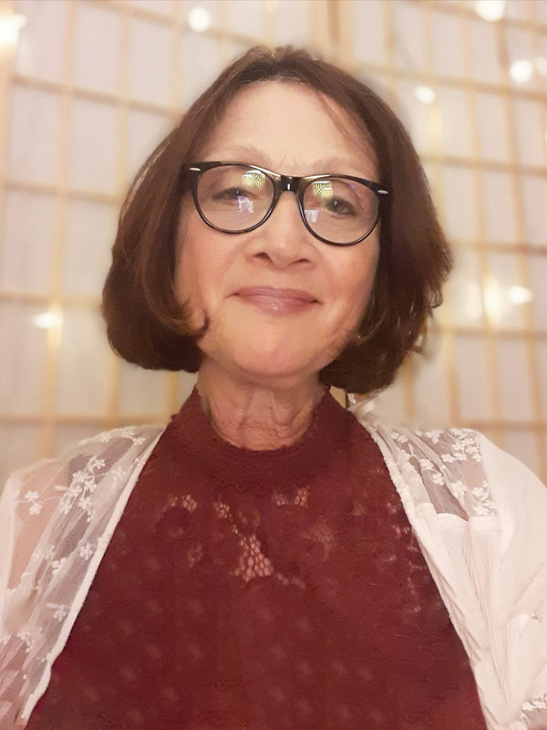 Celine De Santis, LICSW