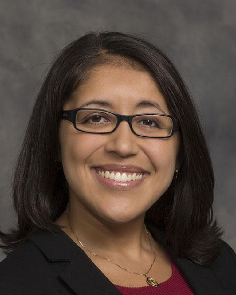 Dr. Maura Munoz, MD