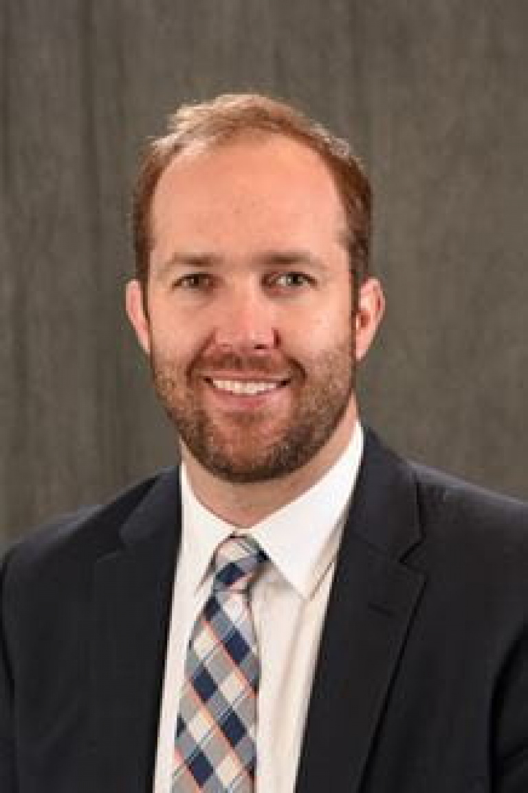 Dr. Thomas Knowles, MD