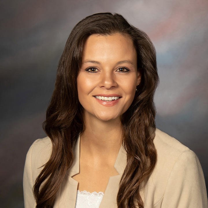 Dr. Bobbi Thuen, MD