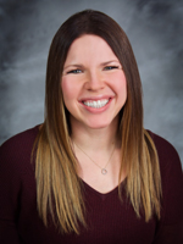 Lindsey Dworak-Swantek, APRN