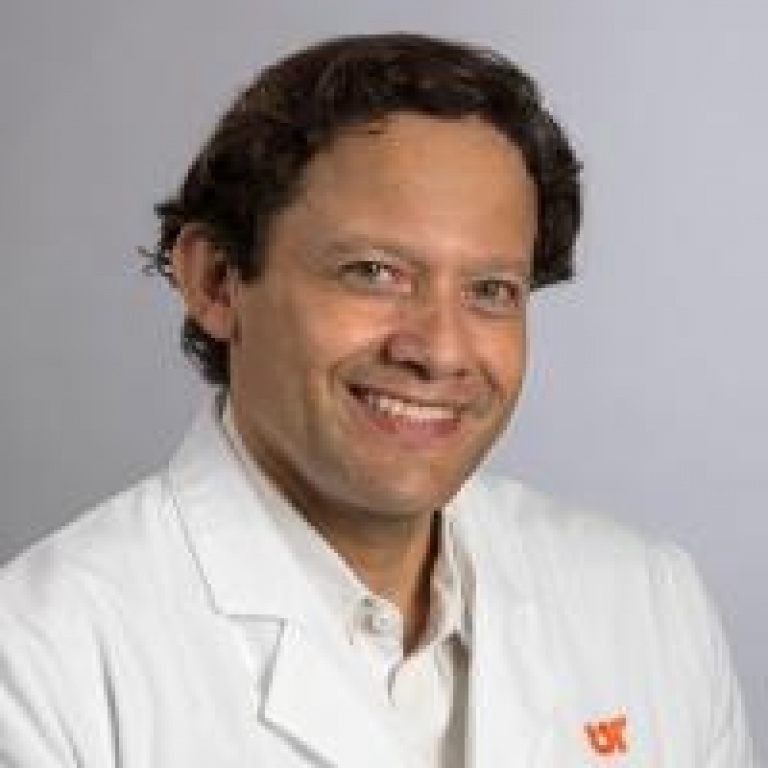 Dr. Ronald Espinal, MD