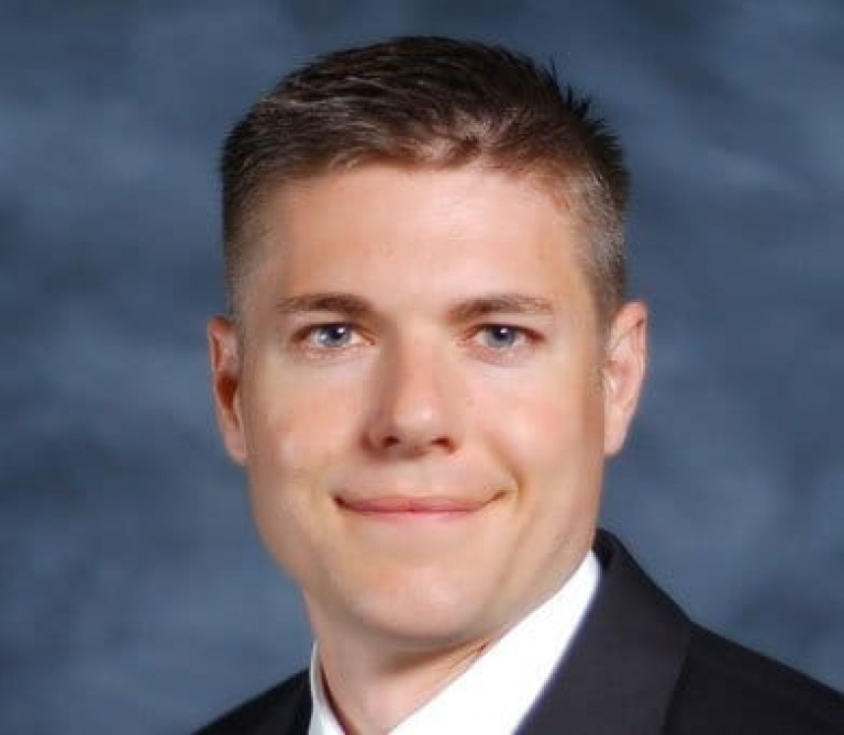 Dr. Gregory Macik, OD
