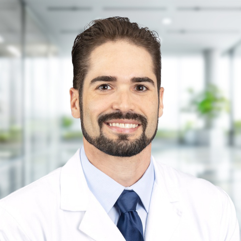 Dr. Christopher Fernandez, MD