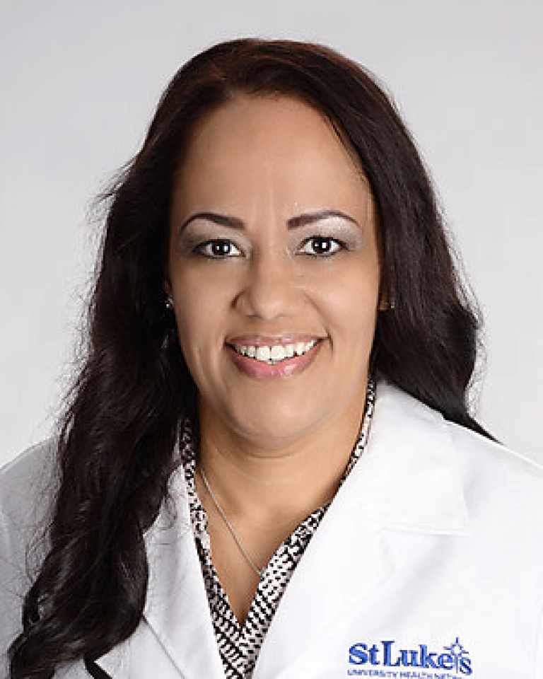 Alma Cruz, CRNP