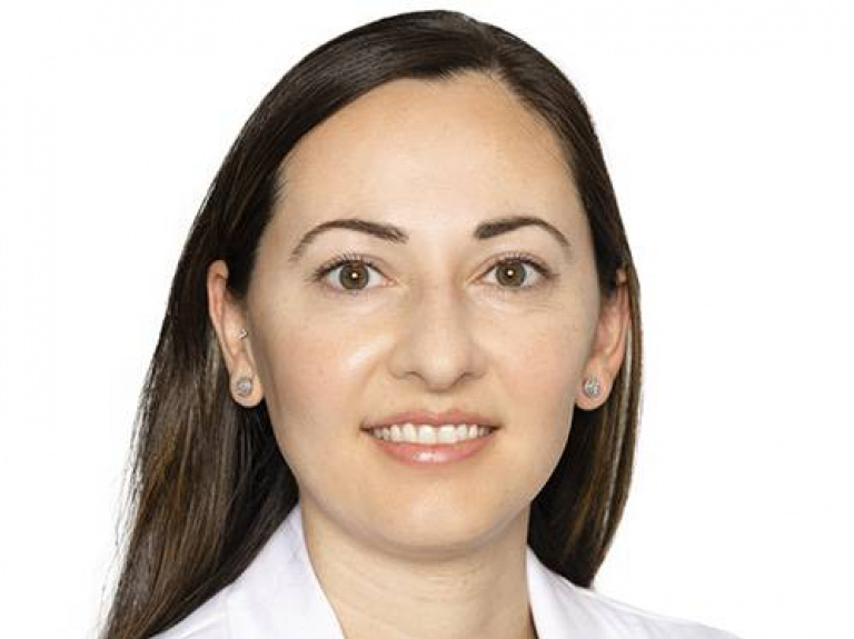 Dr. Amanda Carlson, MD