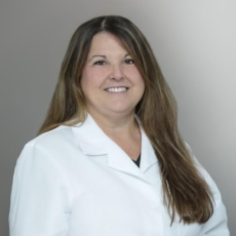Laura Russell, CNM