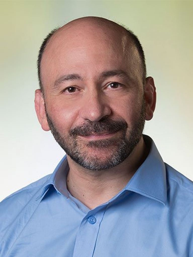 Dr. Efstratios Travlos, MD