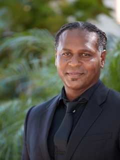 Dr. Ken Grey, DOM