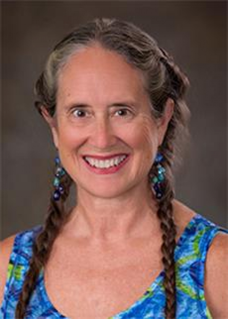Dr. Elizabeth Adamiak, MD