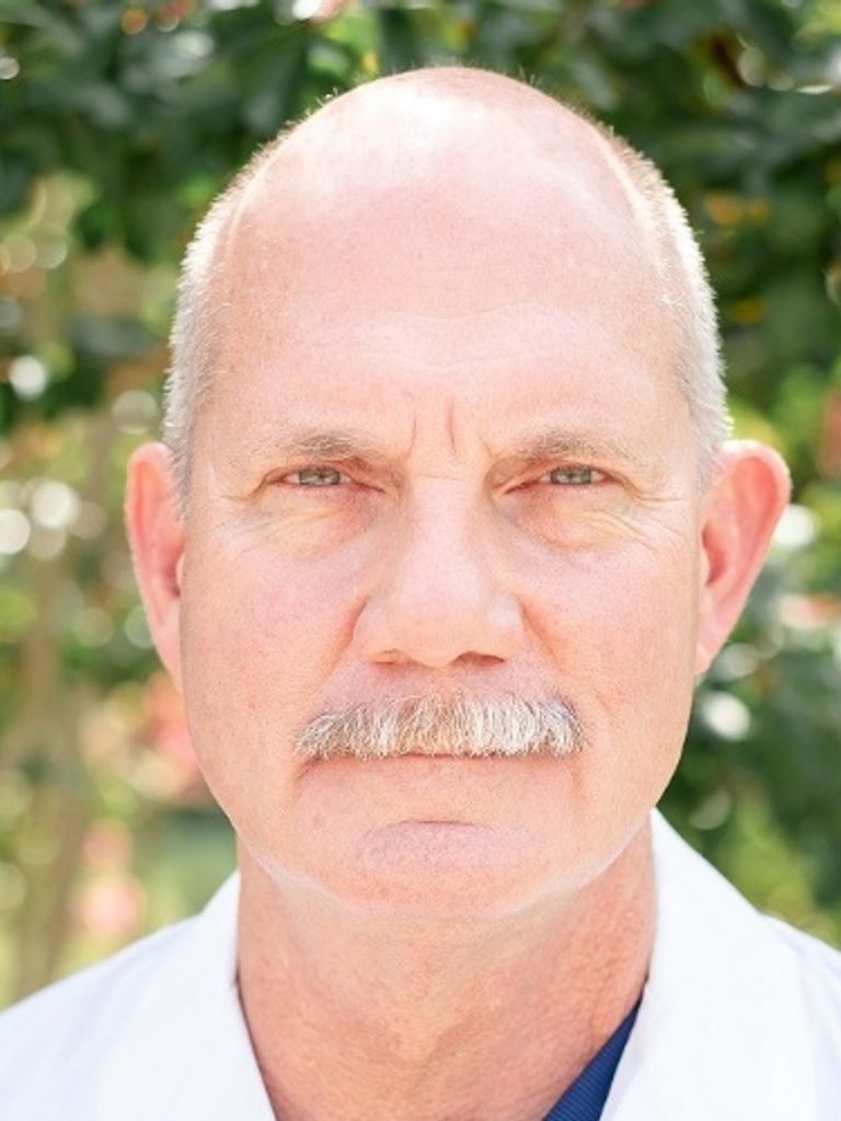 Dr. William Lee, MD