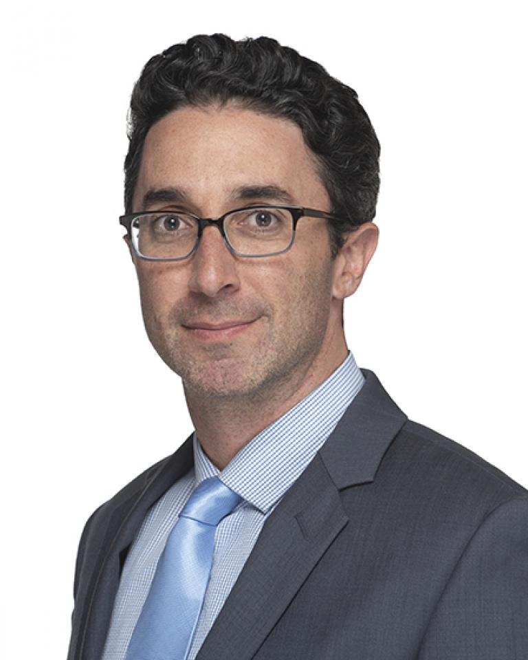Dr. Damien Davis, MD