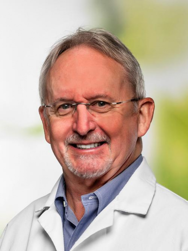 Dr. Calvin Snipes Jr, MD