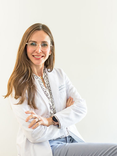 Dr. Alejandra Vivas, MD