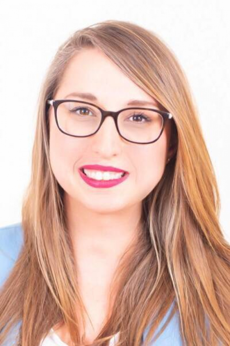 Dr. Alexandra Mannix, MD